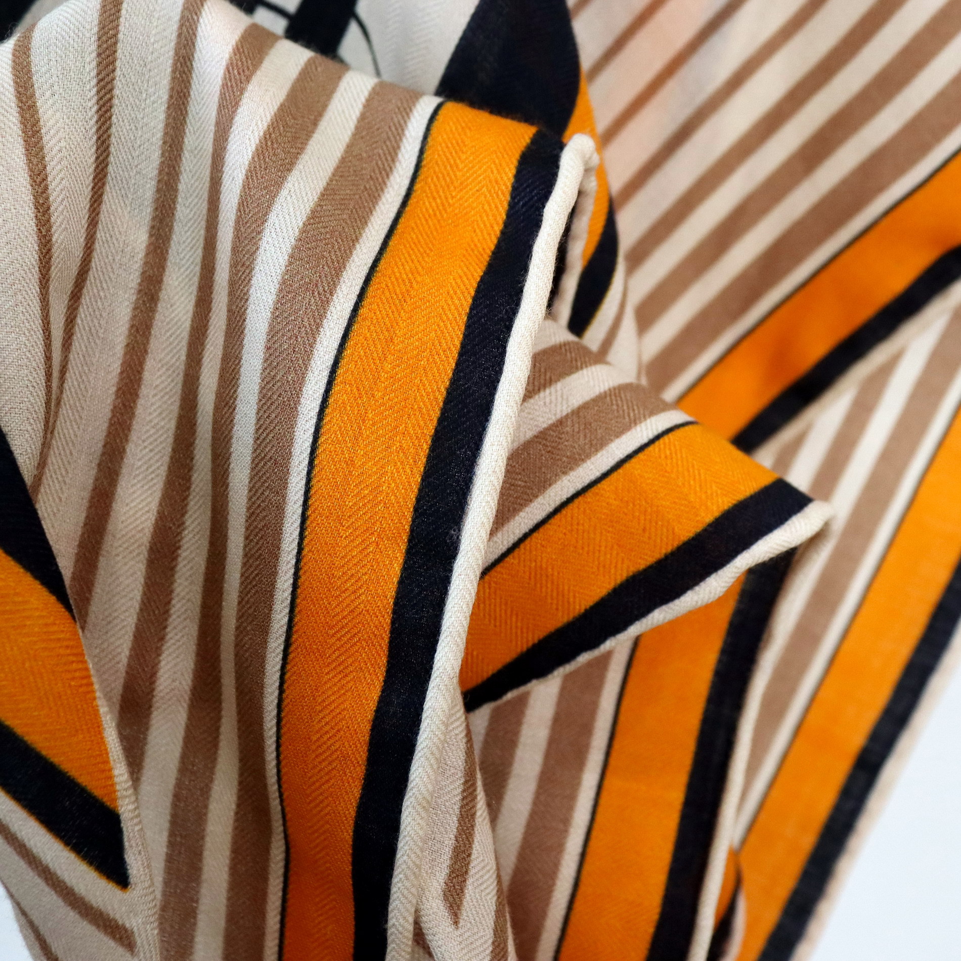 Vintage Equestrian Print Silk  - Pashmina Wrap Large ulasan dan harga