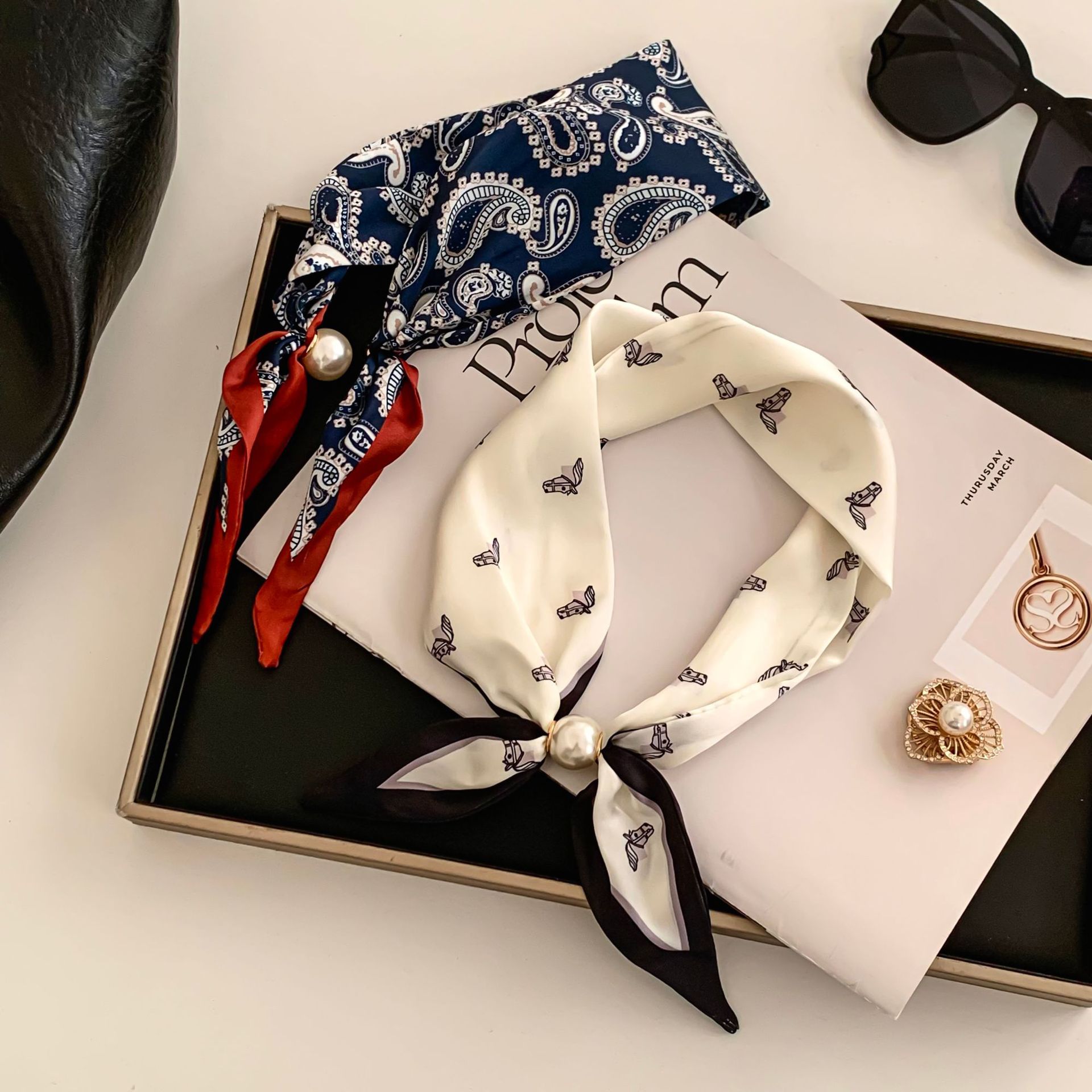 Cashew Flower Silk Scarf Effor - Silk Neck Scarf ulasan dan harga