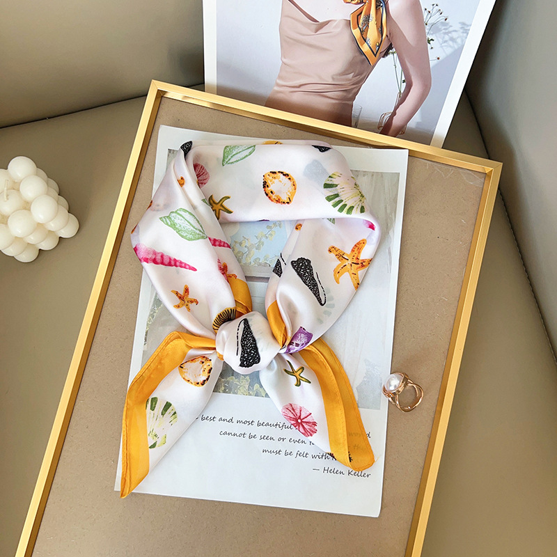 Women Silk Feeling Square Scar - Ascot Neck Scarf ulasan dan harga